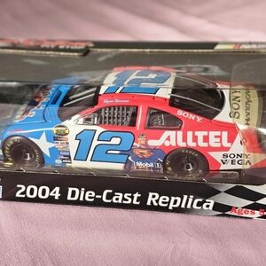 NIB 2004 Ryan Newman #12 Alltel Superman Justice League 1:24 Diecast Action